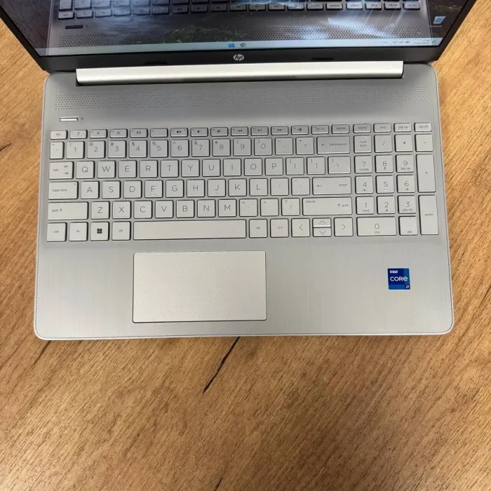 Ультрабук Б-клас HP 15-dy2073dx / 15.6" (1920x1080) IPS Touch / Intel Core i7-1165G7 (4 (8) ядра по 2.8 - 4.7 GHz) / 16 GB DDR4 / 512 GB SSD / Intel Iris Xe Graphics / WebCam б/в - зображення 7