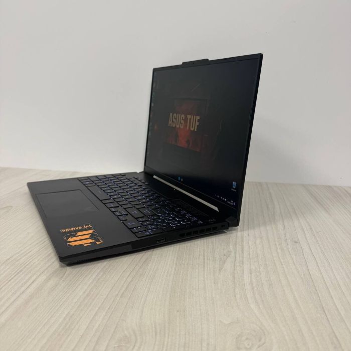 Ігровий ноутбук Б-клас Asus TUF Gaming Advantage A16 FA617NS / 16" (1920x1200) IPS / AMD Ryzen 7 7735HS (8 (16) ядер по 3.2 - 4.75 GHz) / 16 GB DDR5 / 512 GB SSD NVMe / AMD Radeon RX 7600S, 8 GB GDDR6, 128-bit / WebCam б/в - зображення 5
