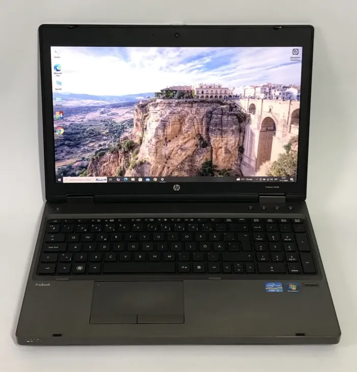 Ноутбук Б-клас HP ProBook 6560b / 15.6" (1600x900) TN / Intel Core i5-2520M (2 (4) ядра по 2.5 - 3.2 GHz) / 8 GB DDR3 / 500 GB HDD / AMD Radeon HD 6470M, 512 MB DDR3, 64-bit / WebCam / DVD-ROM б/в - зображення 2