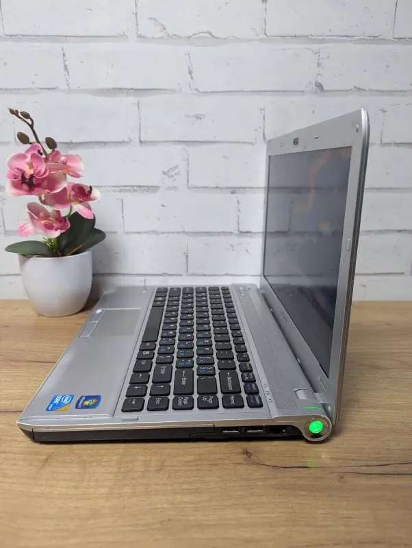 Ноутбук Б-клас Sony PCG-51211L / 14" (1366x768) TN / Intel Core i5-430M (2 (4) ядра по 2.26 - 2.53 GHz) / 8 GB DDR3 / 128 GB SSD / Intel HD Graphics / WebCam б/в - зображення 4