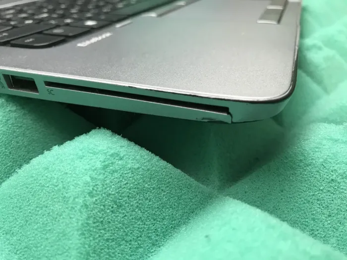 Ультрабук Б-клас HP EliteBook 840 G1 / 14" TN / Core i5-4300U (2(4) ядра по 1.9-2.9GHz) / 8GB DDR3 / 180GB SSD / HD Graphics 4400 / WebCam / Fingerprint / DisplayPort б/в - зображення 10