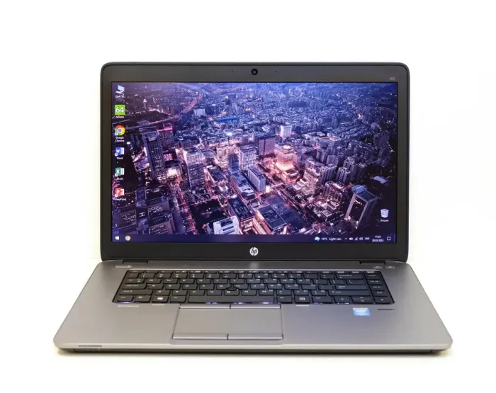Ноутбук Б-класс HP EliteBook 850 G1 / 15.6" TN / Core i5-4300U (2(4) ядра по 1.9-2.9 GHz) / 4GB DDR3 / 256GB SSD / HD Graphic 4400 / WebCam / VGA б/в - зображення 2