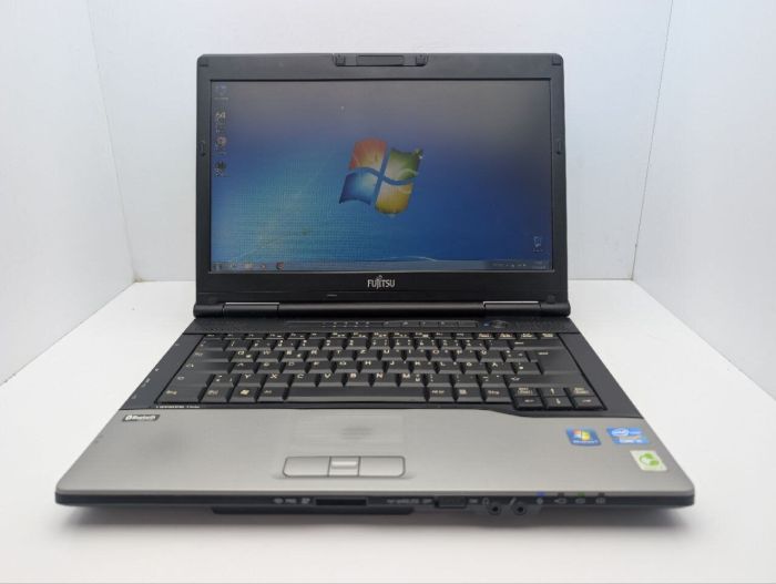 Ноутбук Fujitsu LifeBook S752 / 14" (1366x768) TN / Intel Core i5-3320M (2 (4) ядра по 2.6 - 3.3 GHz) / 6 GB DDR3 / 500 GB HDD / Intel HD Graphics 4400 б/в - зображення 2