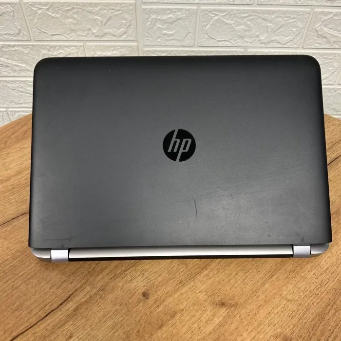 Ноутбук Б-клас HP ProBook 450 G3 / 15.6" (1920x1080) TN / Intel Core i7-6500U (2 (4) ядра по 2.5 - 3.1 GHz) / 8 GB DDR3 / 250 GB SSD / Intel HD Graphics 520 / WebCam / DVD-ROM б/в - зображення 3