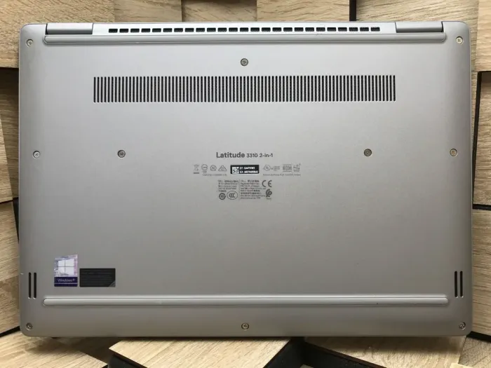 Ультрабук-трансформер Dell Latitude 3310 2-in-1 / 13.3" (1920x1080) IPS Touch / Intel Core i3-8145U (2 (4) ядра по 2.1 - 3.9 GHz) / 8 GB DDR4 / 240 GB SSD M.2 / Intel UHD Graphics / WebCam / Windows 10 б/в - зображення 9