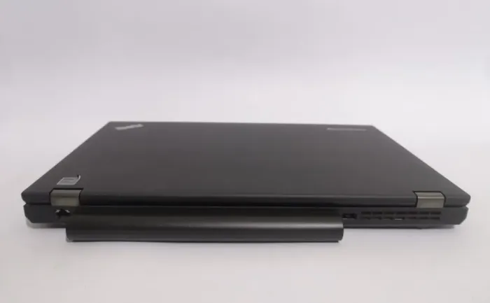 Мобільна робоча станція Lenovo ThinkPad W540 / 15.6" (1920x1080) TN / Intel Core i7-4800MQ (4 (8) ядра по 2.7 - 3.7 GHz) / 8 GB DDR3 / 128 GB SSD + 1000 GB HDD / nVidia Quadro K2100M, 2 GB GDDR5, 128-bit / WebCam / Win 10 Pro б/в - зображення 3