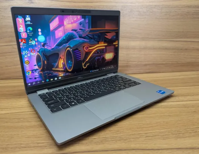 Ультрабук Dell Latitude 5320 / 13.3" (1920x1080) IPS Touch / Intel Core i5-1135G7 (4 (8) ядра по 2.4 - 4.2 GHz) / 16 GB DDR4 / 512 GB SSD / Intel Iris Xe Graphics / TouchID / WebCam / Windows 10 б/в - зображення 4