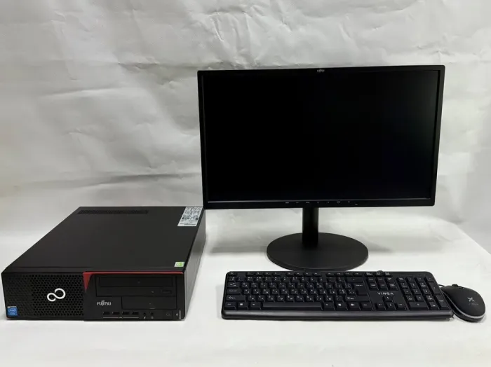 Комплект ПК: Fujitsu Esprimo E720 E85 SFF / Intel Core i5-4440 (2 ядра по 3.1 - 3.3 GHz) / 8 GB DDR3 / 500 GB HDD / Intel HD Graphics 4600 / DVD-ROM + Монітор Fujitsu B24-8 TS Pro / 24" (1920x1080) IPS / VGA, DVI, HDMI б/в - зображення 2