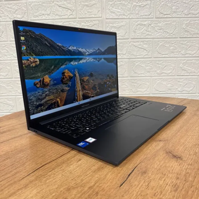 Ультрабук Asus Vivobook 17 F1704VAP / 17.3" (1920x1080) IPS / Intel Core 5 120U (10 (12) ядер по 1.4 - 5.0 GHz) / 8 GB DDR4 / 512 GB SSD NVMe / Intel Graphics / WebCam б/в - зображення 4