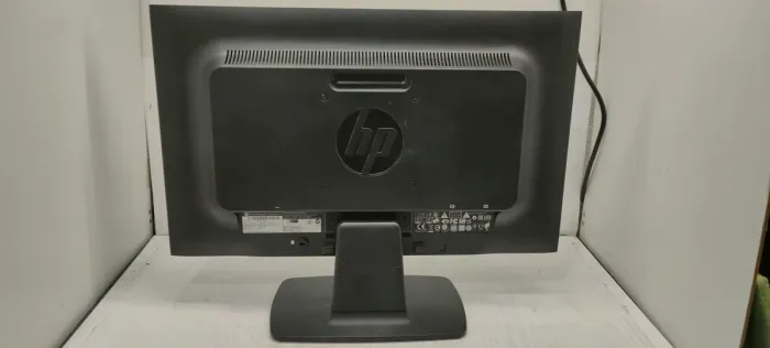 Монітор HP ProDisplay P201 / з матрицею 20" (1600x900) TN / VGA, DVI б/в - зображення 4