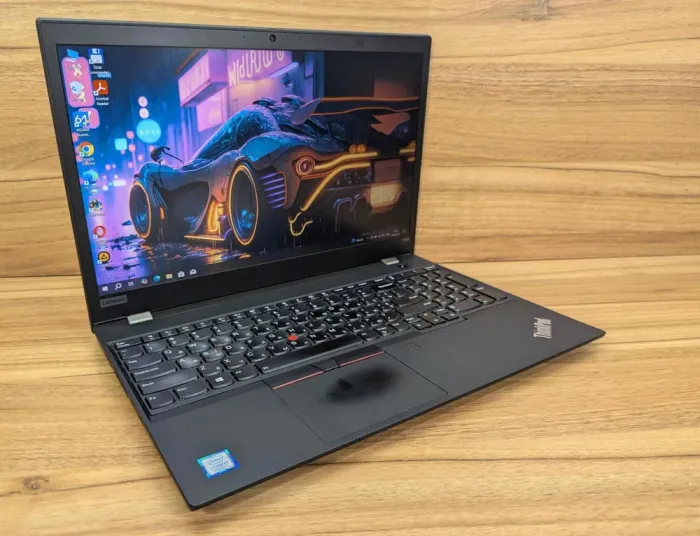 Ультрабук Lenovo ThinkPad T590 / 15.6" (1920x1080) IPS / Intel Core i7-8565U (4 (8) ядра по 1.8 - 4.6 GHz) / 16 GB DDR4 / 512 GB SSD / Intel UHD Graphics 620 / WebCam / TouchID / Windows 10 б/в - зображення 4