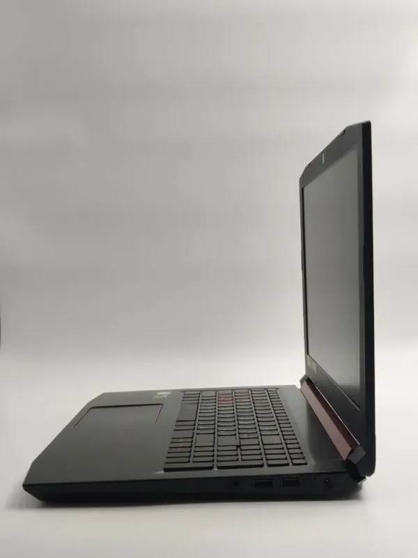 Ігровий ноутбук Б-класу Acer Nitro 5 AN515-53 / 15.6" (1920x1080) IPS / Intel Core i5-8300H (4 (8) ядра по 2.3 - 4.0 GHz) / 16 GB DDR4 / 256 GB SSD + 1000 GB HDD / nVidia GeForce GTX 1050, 4 GB GDDR5, 128-bit / WebCam б/в - зображення 4