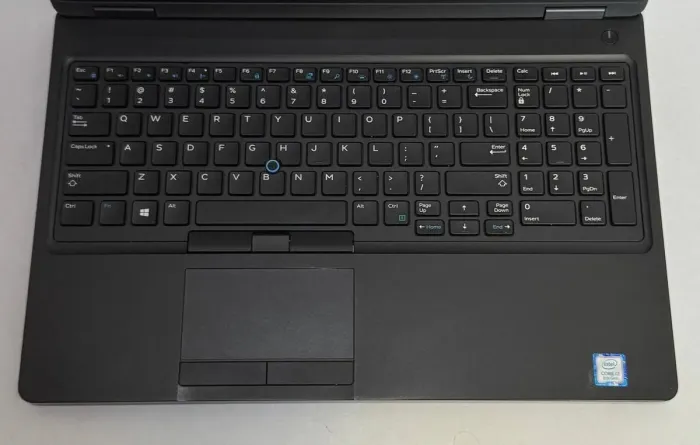 Ігровий ноутбук Dell Latitude 5591 / 15.6" (1920x1080) IPS / Intel Core i7-8850H (6 (12) ядер по 2.6 - 4.3 GHz) / 16 GB DDR4 / 512 GB SSD / nVidia GeForce MX130, 2GB DDR5, 64-bit / WebCam б/в - зображення 3