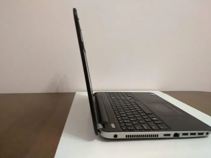 Ноутбук Б-клас Dell Vostro 2521 / 15.6" (1366x768) TN / Intel Core i3-3227U (2 (4) ядра по 1.9 GHz) / 4 GB DDR3 / 128 GB SSD / AMD Radeon HD 7670M, 1 GB DDR3, 128-bit / WebCam / DVD-RW / HDMI б/в - зображення 5