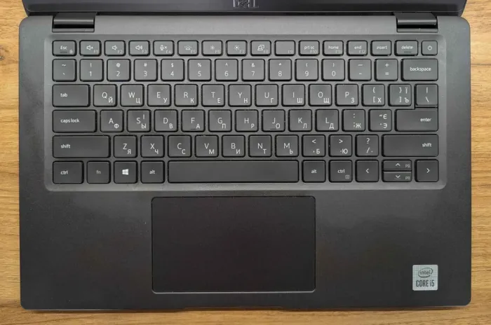 Ультрабук Dell Latitude 7410 / 14" (1366x768) TN / Intel Core i5-10310U (4 (8) ядра по 1.7 - 4.4 GHz) / 8 GB DDR4 / 256 GB SSD / Intel UHD Graphics / WebCam / Windows 10 б/в - зображення 3