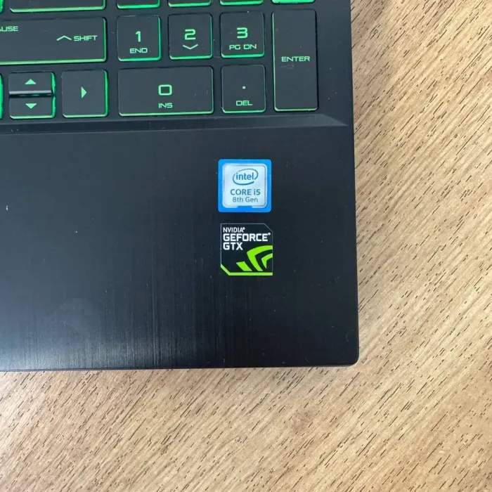 Ігровий ноутбук HP Pavilion Gaming 15-cx0056wm / 15.6" (1920x1080) IPS / Intel Core i5-8300H (4 (8) ядра по 2.3 - 4.0 GHz) / 16 GB DDR4 / 512 GB SSD / nVidia GeForce GTX 1050 Ti, 4 GB GDDR5, 128-bit / WebCam б/в - зображення 8