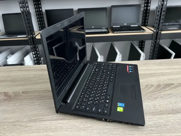 Ноутбук Б-клас Lenovo IdeaPad 100-15IBD / 15.6" (1366x768) TN / Intel Core i3-5005U (2 (4) ядра по 2.0 GHz) / 8 GB DDR3 / 240 GB SSD / nVidia GeForce 920M, 1 GB GDDR3, 64-bit / WebCam / HDMI б/в - зображення 3