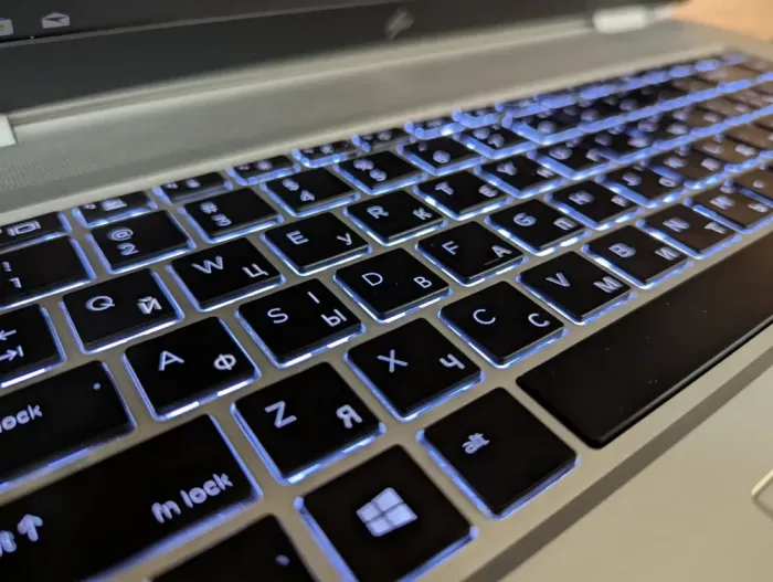 Ігровий ноутбук HP EliteBook 1050 G1 / 15.6" (1920x1080) IPS / Intel Core i7-8850H (6 (12) ядер по 2.6 - 4.3 GHz) / 16 GB DDR4 / 512 GB SSD / nVidia GeForce GTX 1050, 4 GB GDDR5, 128-bit / Fingerprint / WebCam / Windows 10 б/в - зображення 6