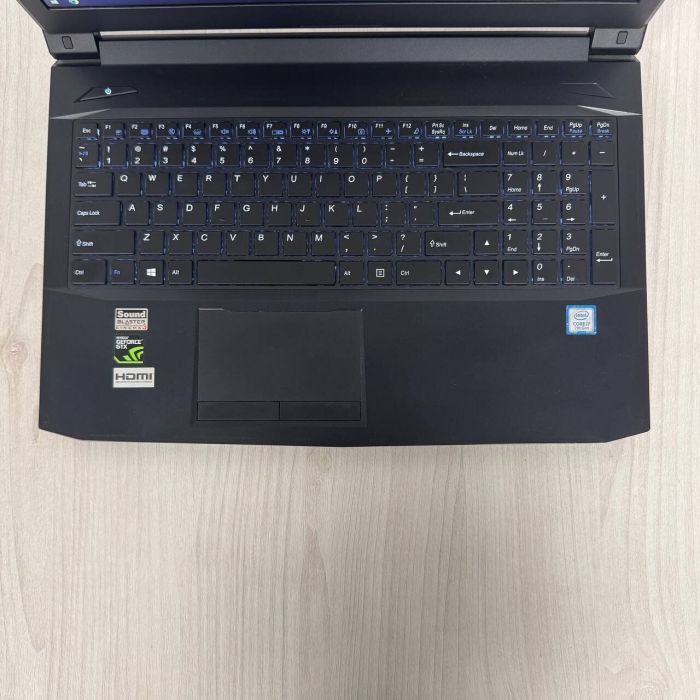 Ігровий ноутбук Б-клас Sager N855HJ / 15.6" (1920x1080) IPS / Intel Core i7-7700HQ (4 (8) ядра по 2.8 - 3.8 GHz) / 16 GB DDR4 / 500 GB SSD / nVidia GeForce GTX 1050, 2 GB GDDR5, 128-bit / WebCam б/в - зображення 7