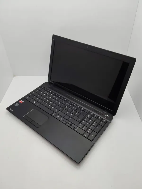 Ноутбук Toshiba Satellite C50 / 15.6" (1366x768) TN / AMD A4-5000 (4 ядра по 1.5 GHz) / 6 GB DDR3 / 320 GB HDD / AMD Radeon HD 8330 Graphics / WebCam б/в - зображення 4