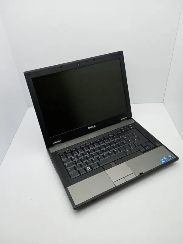 Ноутбук Dell E5410 / 14" (1280x800) TN / Intel Core i5-540M (2 (4) ядра по 2.53 - 3.07 GHz) / 4 GB DDR3 / 320 GB HDD / Intel HD Graphics / WebCam / Без АКБ б/в - зображення 3