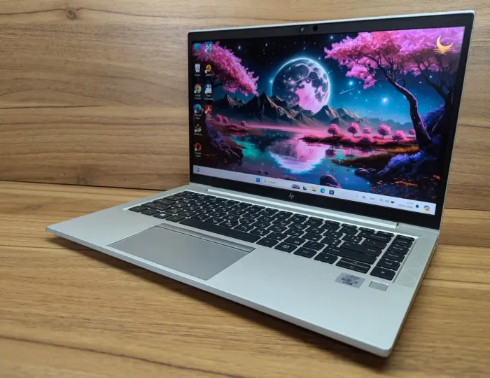 Ультрабук HP EliteBook 840 G7 / 14" (1920x1080) IPS Touch / Intel Core i5-10310U (4 (8) ядра по 1.7 - 4.4 GHz) / 16 GB DDR4 / 256 GB SSD / Intel UHD Graphics / WebCam / TouchID / Windows 10 б/в - зображення 5