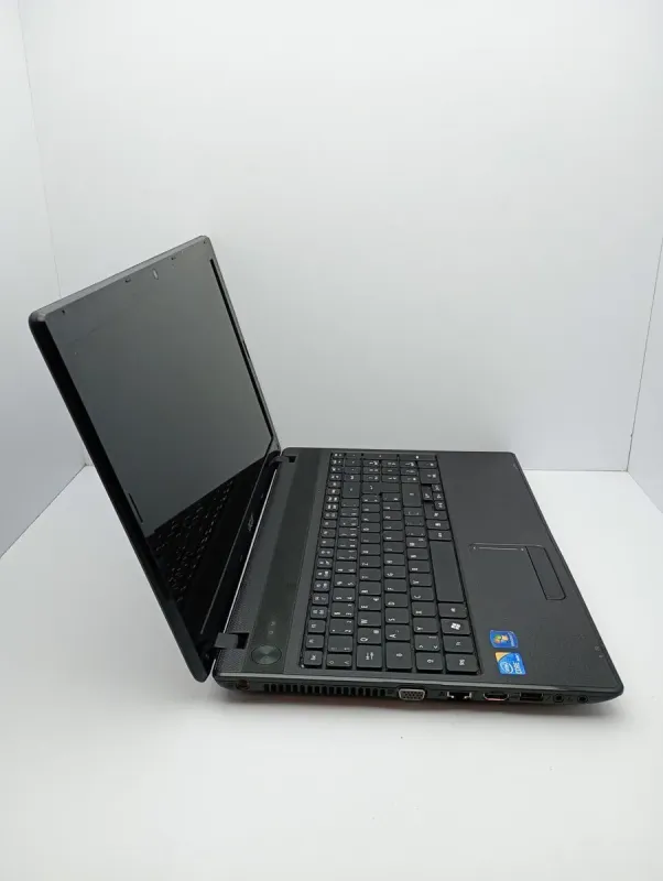 Ноутбук Acer 5742g / 15.6" (1366x768) TN / Intel Core i3-370M (2 (4) ядра по 2.4 GHz) / 4 GB DDR3 / 320 GB HDD / AMD Mobility Radeon HD 5000М / WebCam б/в - зображення 5