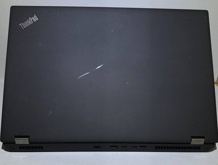 Мобільна робоча станція Б-клас Lenovo ThinkPad P73 / 17.3" (1920x1080) TN / Intel Core i7-9850H (6 (12) ядер по 2.6 - 4.6 GHz) / 32 GB DDR4 / 1000 GB SSD / nVidia Quadro RTX 4000, 8 GB GDDR6, 256-bit / WebCam / Win 11 Pro б/в - зображення 3