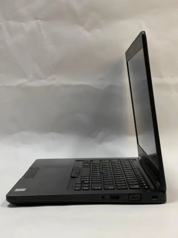 Ультрабук Б-клас Dell Latitude 5480 / 14" (1920x1080) IPS Touch / Intel Core i5-7300U (2 (4) ядра по 2.6 - 3.5 GHz) / 8 GB DDR4 / 256 GB SSD / Intel HD Graphic 620 / WebCam / Windows 10 Pro б/в - зображення 6