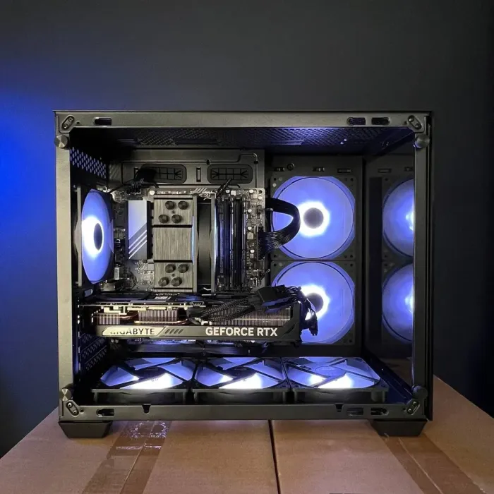 Збірка на замовлення: ігровий ПК AeroCool Dryft Mini Tower / AMD Ryzen 5 7500F (6 (12) ядер по 3,7 - 5,0 ГГц) / 32 ГБ DDR5 / 2000 ГБ SSD M.2 / nVidia GeForce RTX 5070, 12 ГБ GDDR7, 192-bit / 750 Вт - зображення 7