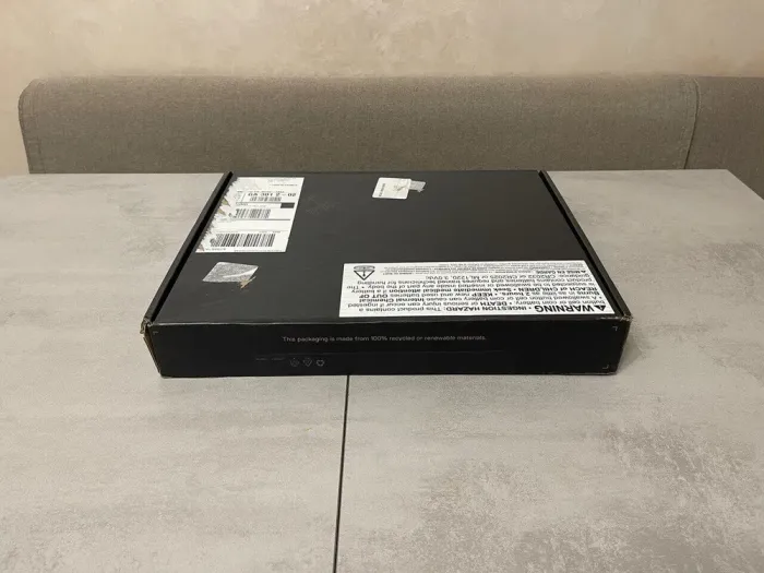 Ультрабук Dell Latitude 5550 / 15.6" (1920x1080) IPS / Intel Core Ultra 5 135H (14 (18) ядер по 1.7 - 4.6 GHz) / 16 GB DDR5 / 256 GB SSD M.2 / Intel Arc Graphics / WebCam - зображення 5