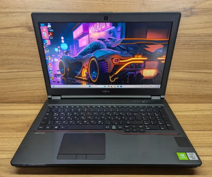 Мобільна робоча станція Fujitsu Celsius H7510 / 15.6" (1920x1080) IPS / Intel Core i7-10850H (6 (12) ядер по 2.7 - 5.1 GHz) / 32 GB DDR4 / 512 GB SSD + 512 GB SSD / nVidia Quadro T1000, 4 GB GDDR6, 128-bit / WebCam / Windows 10 б/в - зображення 2