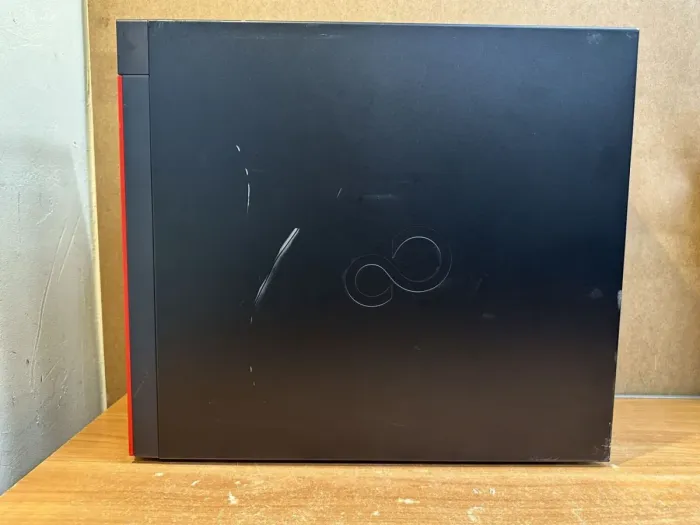 Робоча станція класу B Fujitsu Celsius M770n Tower / Intel Xeon W-2123 (4 (8) ядра по 3,6 - 3,9 ГГц) / 64 ГБ DDR4 / 512 ГБ SSD M.2 / nVidia Quadro P2000, 5 ГБ GDDR5, 160-біт / 450 Вт / DVD-ROM / DisplayPort б/в - зображення 6