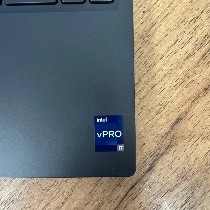 Ігровий ноутбук Б-клас Dell Precision 7670 / 16" (1920x1200) IPS / Intel Core i7-12850HX (16 (24) ядер по 3.4 - 4.8 GHz) / 16 GB DDR5 / 512 GB SSD / nVidia RTX A1000, 4 GB GDDR6, 128-bit / WebCam б/в - зображення 8