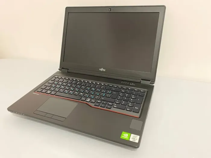 Мобільна робоча станція Fujitsu Celsius H7510 / 15.6" (1920x1080) IPS / Intel Core i7-10850H (6 (12) ядер по 2.7 - 5.1 GHz) / 32 GB DDR4 / 512 GB SSD / nVidia Quadro T1000, 4 GB GDDR6, 128-bit / WebCam / HDMI б/в - зображення 4