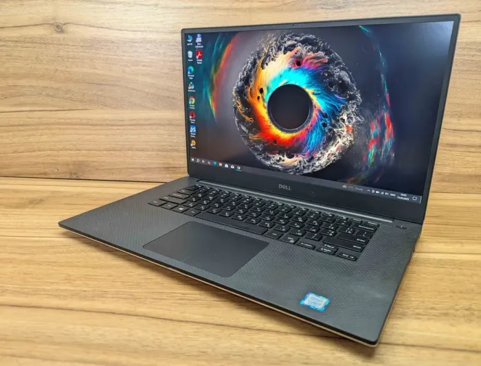 Мобільна робоча станція Dell Precision 5540 / 15.6" (1920x1080) IPS / Intel Core i7-9750H (6 (12) ядер по 2.6 - 4.5 GHz) / 16 GB DDR4 / 512 GB SSD / nVidia Quadro T2000, 4 GB GDDR5, 128-bit / WebCam / Windows 10 б/в - зображення 5