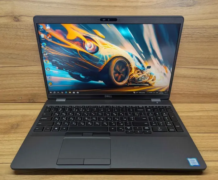 Ультрабук Б-клас Dell Latitude 5500 / 15.6" (1920x1080) IPS / Intel Core i5-8265U (4 (8) ядра по 1.6 - 3.9 GHz) / 16 GB DDR4 / 256 GB SSD / Intel UHD Graphics 620 / WebCam / Windows 10 б/в - зображення 2