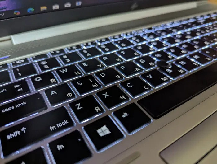 Ультрабук Б-клас HP EliteBook 850 G6 / 15.6" (1920x1080) IPS / Intel Core i5-8265U (4 (8) ядра по 1.6 - 3.9 GHz) / 16 GB DDR4 / 512 GB SSD / Intel UHD Graphics 620 / Fingerprint / WebCam / Windows 10 б/в - изображение 7