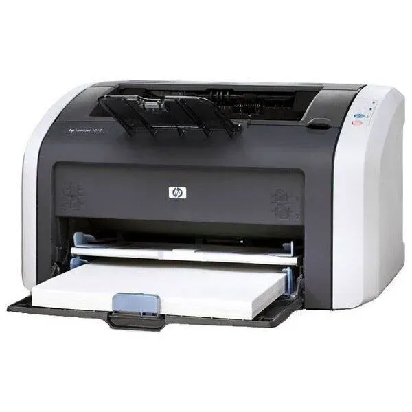 Принтер HP LaserJet 1015 / Лазерний монохромний друк / 1200x1200 dpi / A4 / 14 стор/хв / USB 2.0 б/в - зображення 1