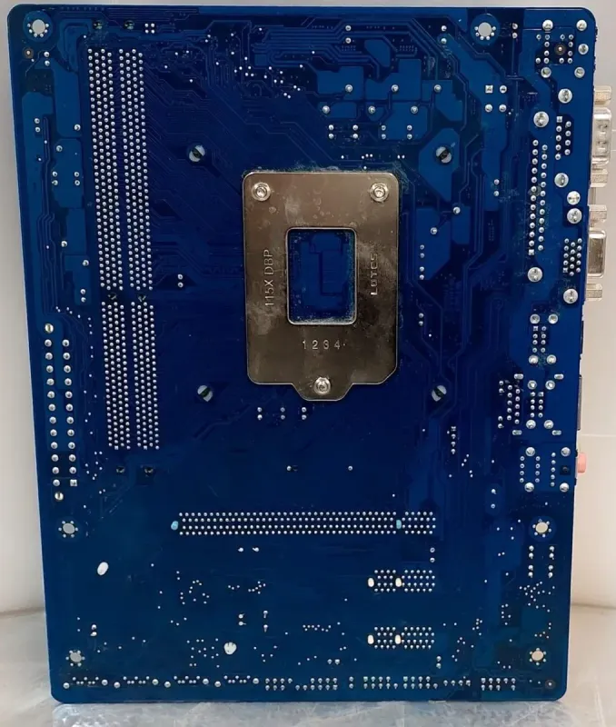 Комплект: Материнська плата Gigabyte GA-H61M-DS2 / Intel Core i5-3470 (4 ядра по 3,2 - 3,6 ГГц) / 8 ГБ DDR3 / Intel HD Graphics 2500 / Роз'єм LGA1155 / Кулер б/в - изображение 6