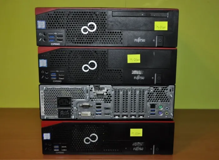 Комп'ютер Fujitsu Esprimo D757 E90+ SFF / Intel Core i5-6500 (4 ядра по 3.2 - 3.6 GHz) / 16 GB DDR4 / 256 GB SSD NEW / Intel HD Graphics 530 / Windows 11 Pro б/в - зображення 3