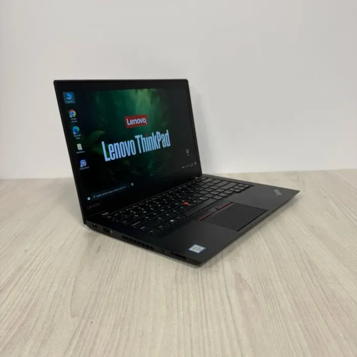 Ультрабук Lenovo ThinkPad T460s / 14" (1920x1080) IPS / Intel Core i5-6200U (2 (4) ядра по 2.3 - 2.8 GHz) / 8 GB DDR4 / 256 GB SSD NVMe / Intel HD Graphics 520 / WebCam б/в - зображення 4
