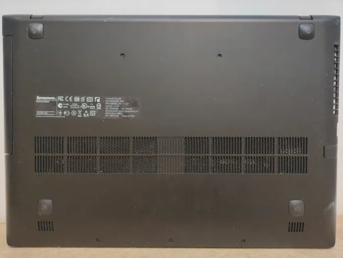 Ноутбук Lenovo IdeaPad Z500 / 15.6" (1366x768) TN / Intel Core i7-3520M (2 (4) ядра по 2.9 - 3.6 GHz) / 8 GB DDR3 / 1000 GB HDD / nVidia GeForce GT 645M, 2 GB DDR3, 128-bit / WebCam / АКБ не тримає б/в - зображення 7