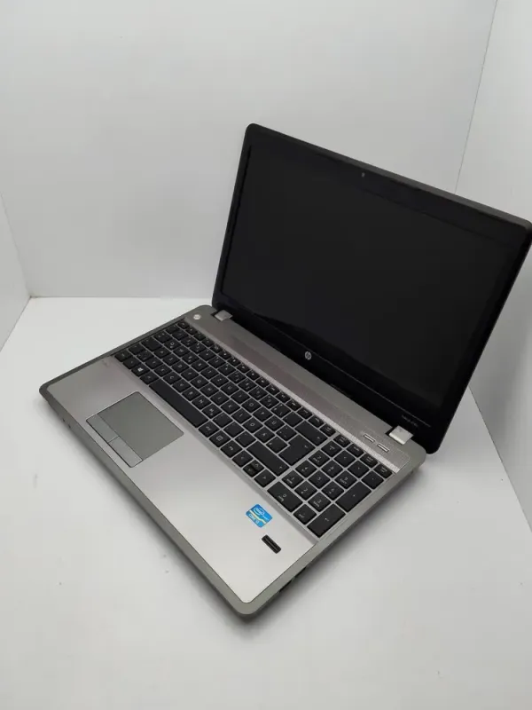 Ноутбук HP ProBook 4540s / 15.6" (1366x768) TN / Intel Core i3-3110M (2 (4) ядра по 2.4 GHz) / 6 GB DDR3 / 500 GB HDD / Intel HD Graphics 4000 / WebCam б/в - зображення 4