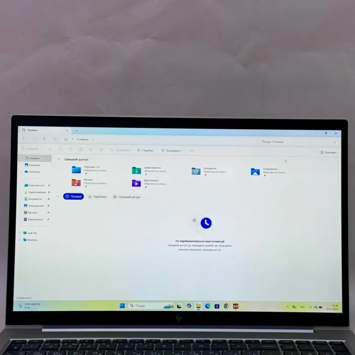 Ноутбук Б-класс HP EliteBook 850 G8 / 15.6" (1920x1080) IPS / Intel Core i7-1185G7 (4 (8) ядра по 4.8 GHz) / 32 GB DDR4 / 512 GB SSD / Intel Iris Xe Graphics / WebCam / Windows 11 Pro б/в - зображення 3