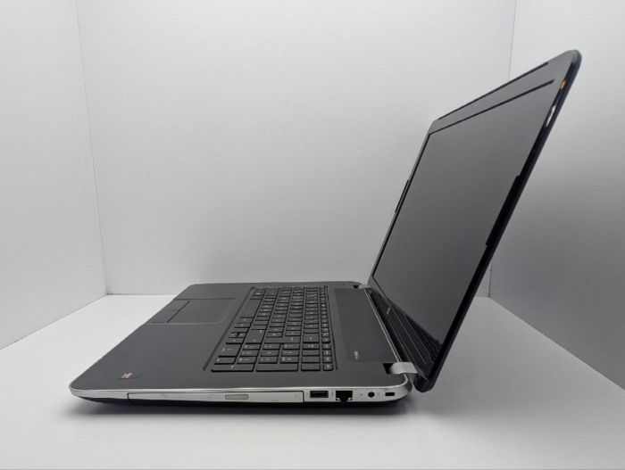 Ноутбук HP Pavillion 17-E / 17.3" (1600x900) TN / AMD A10-5750M (4 ядра по 3.5 GHz) / 8 GB DDR3 / 500 GB HDD / AMD Radeon HD 8670M, 1 GB GDDR3, 64-bit / WebCam / DVD-ROM б/в - зображення 5