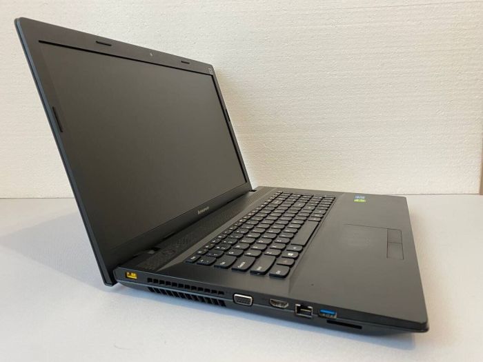 Ноутбук Б-клас Lenovo G700 / 17.3" (1600x900) TN / Intel Core i3-3110M (2 (4) ядра по 2.4 GHz) / 12 GB DDR3 / 240 GB SSD / nVidia GeForce GT 720M, 2 GB DDR3, 64-bit / WebCam / DVD-RW / HDMI б/в - зображення 5