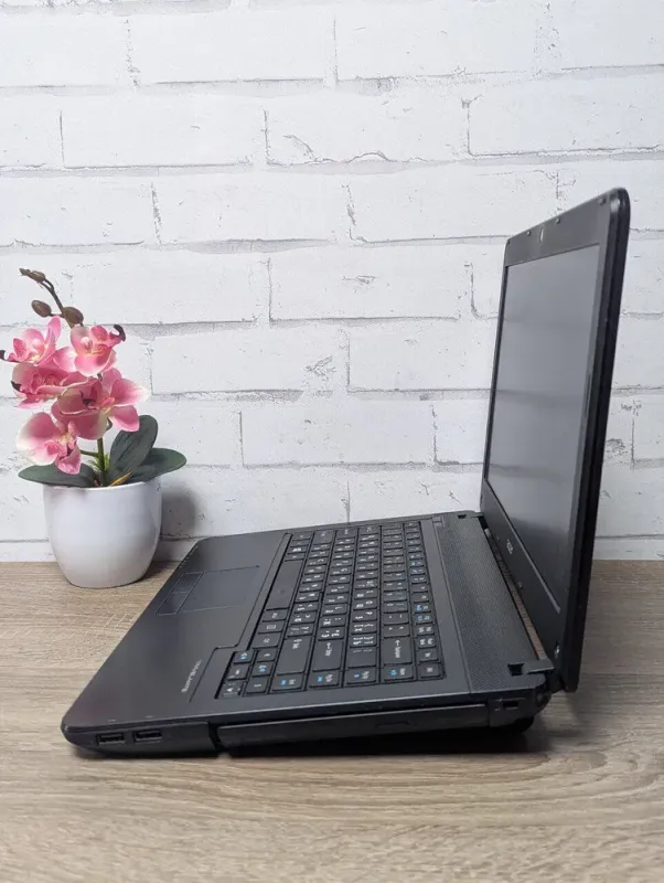 Ноутбук Б-клас Acer TravelMate P243 / 14" (1366x768) TN / Intel Core i3-3110M (2 (4) ядра по 2.4 GHz) / 8 GB DDR3 / 128 GB SSD / Intel HD Graphics 4000 / WebCam / DVD-ROM б/в - зображення 6