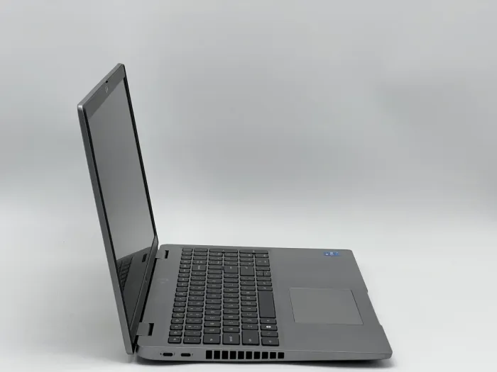 Ноутбук Dell Latitude 5520, i5-1135G7, 16 GB, 240 GB, Iris Xe Graphics, 1920x1080, IPS [SH2506252] БУ - зображення 2