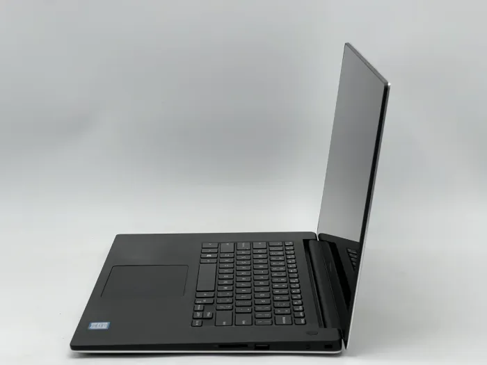 Ноутбук Dell XPS 15 9560, i7-7700HQ, 16 GB, 480 GB, NVIDIA GeForce GTX 1050, 3840x2160, IPS [SH26051058] БУ - зображення 3